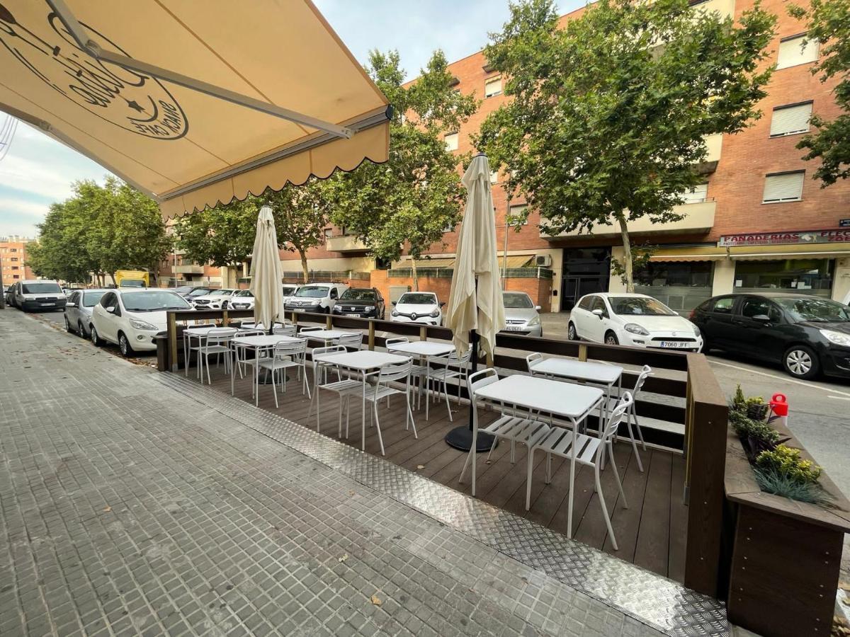 Hostal Restaurante Avenida De Madrid Terrassa Zewnętrze zdjęcie