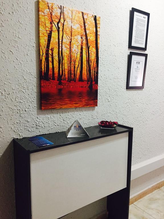 Hostal Restaurante Avenida De Madrid Terrassa Zewnętrze zdjęcie